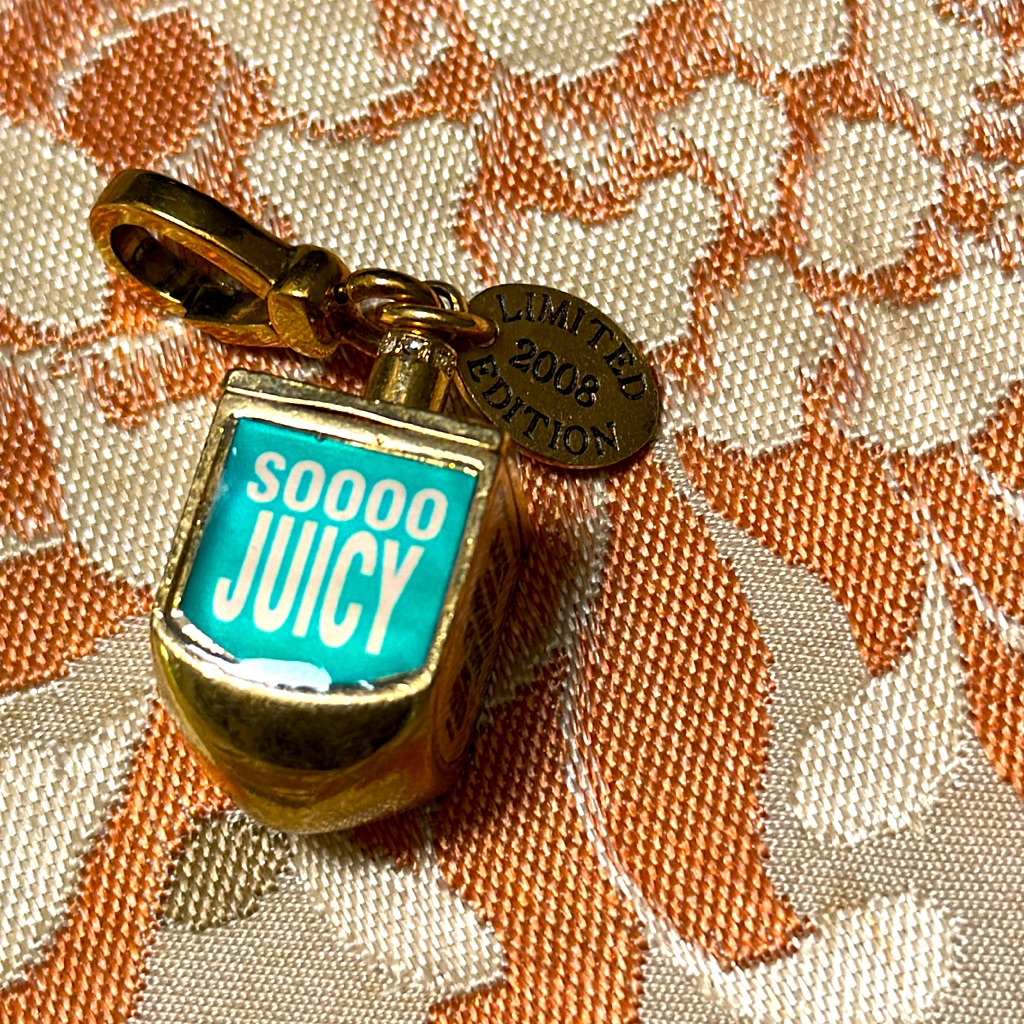 Juicy Couture 2008 Limited Edition Dreidel CharmBon JuicySoo JuicyCrazy Juicy